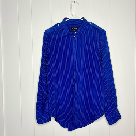J. Crew Textured Drapey Button Up Shirt Medium Blue Striped Blouse Top BY680 - Picture 3 of 8